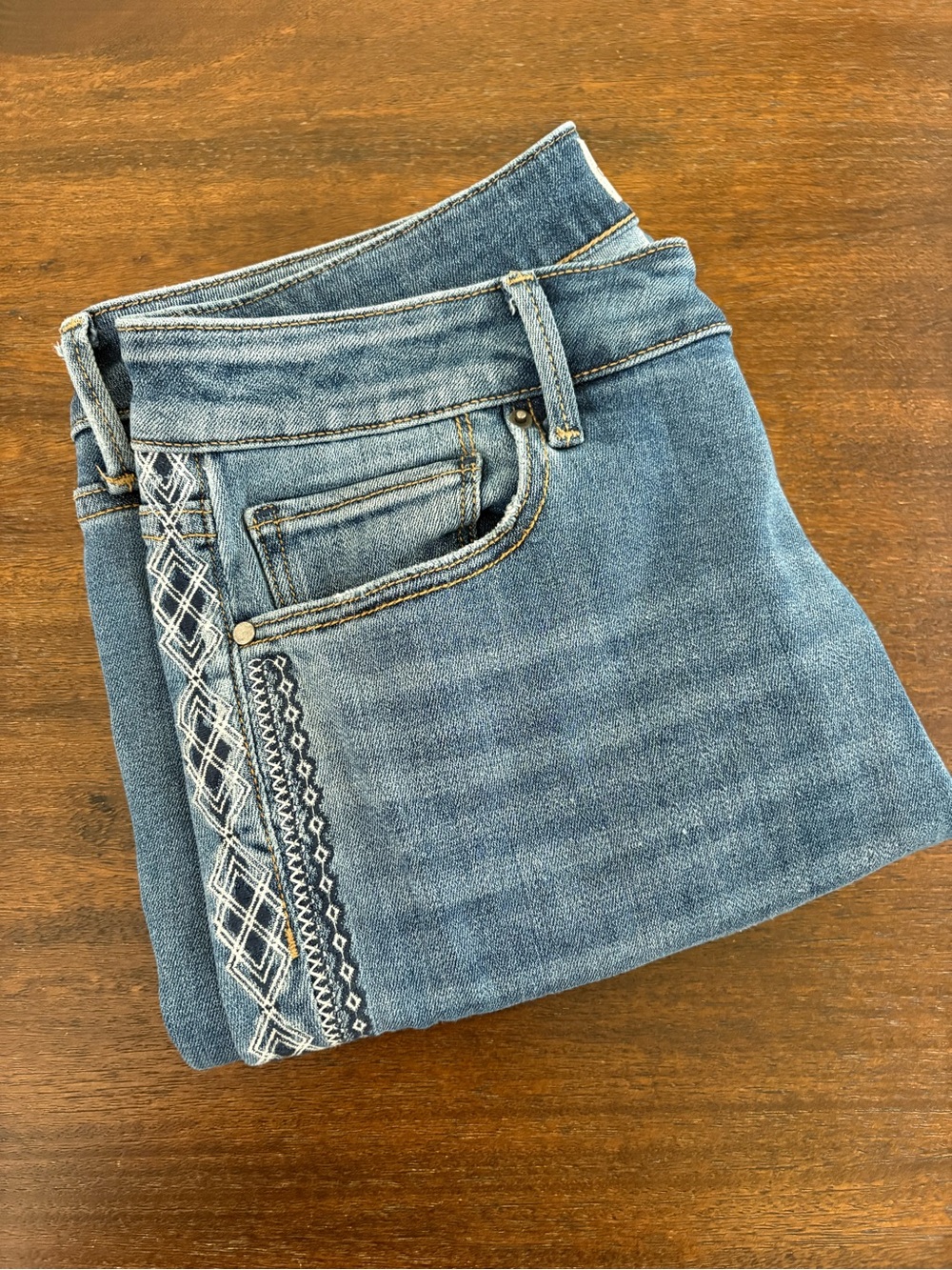 Driftwood Audrey Embroidered Aztec Boho Straight Jeans 30x31 (31x 30) Mid Rise - Picture 4 of 15